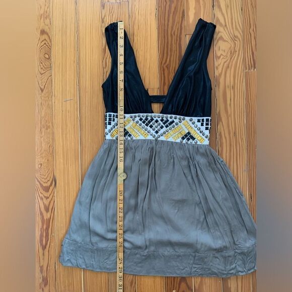 Bebe Dress - Picture 5 of 10